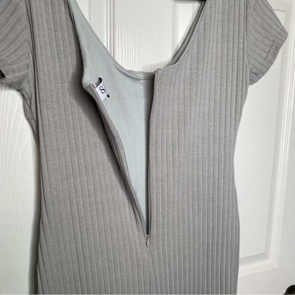 Sabo Skirt Bakari Gray Ribbed Button Front Mini Dress - Picture 7 of 9